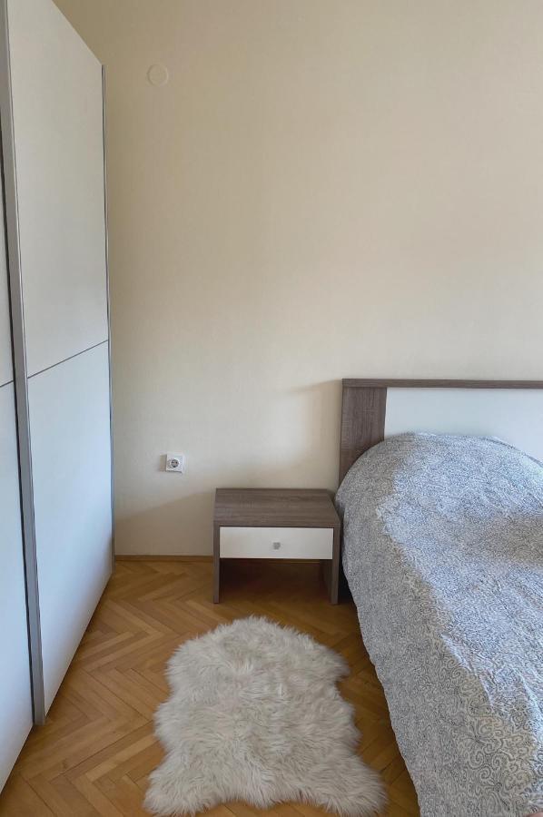 M&C Central Apartment Skopje Ngoại thất bức ảnh